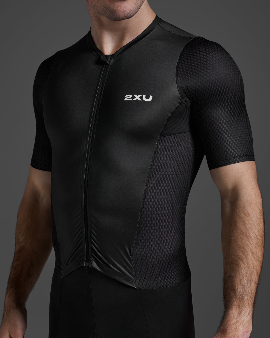 Aero Hex Sleeved Trisuit | 2XU Singapore