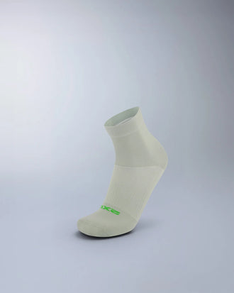 Performance Crew Grip Socks