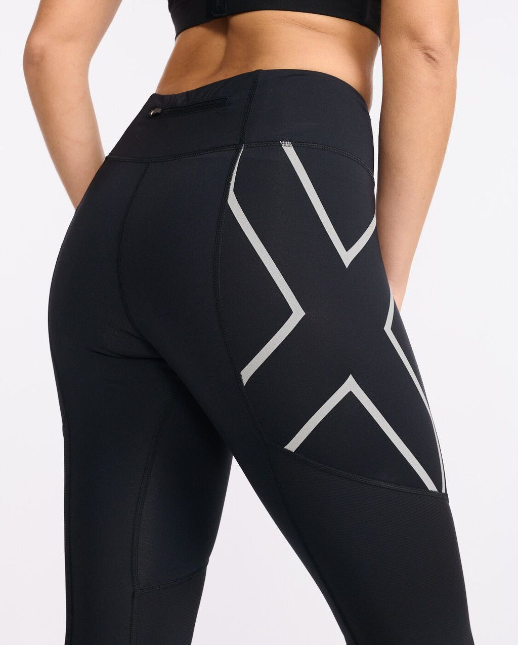 2XU Women's Run Mid-Rise Dash Compression Tights, Large Only